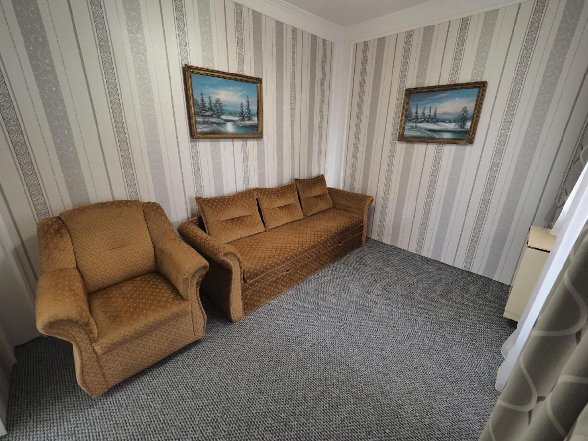 Panzio Status Apartment Hajdúszoboszló Екстериор снимка